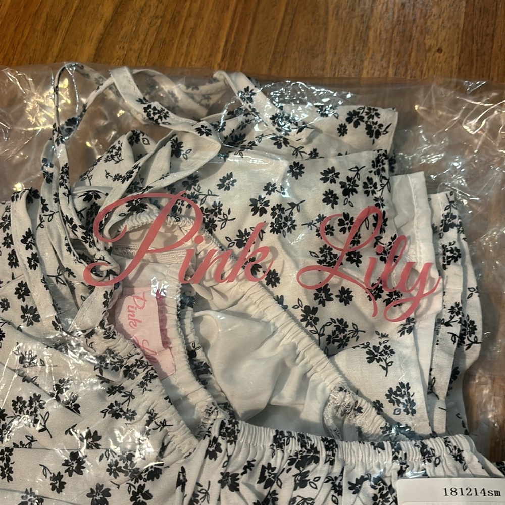 NWT Pink Lily Roadside Daisies Dress - Picture 6 of 7